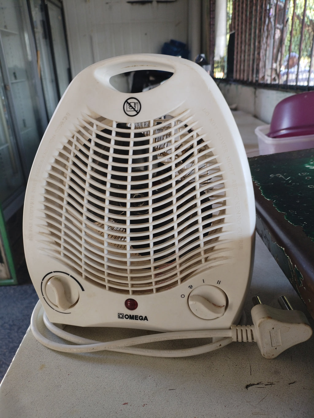 Omega Fan heater