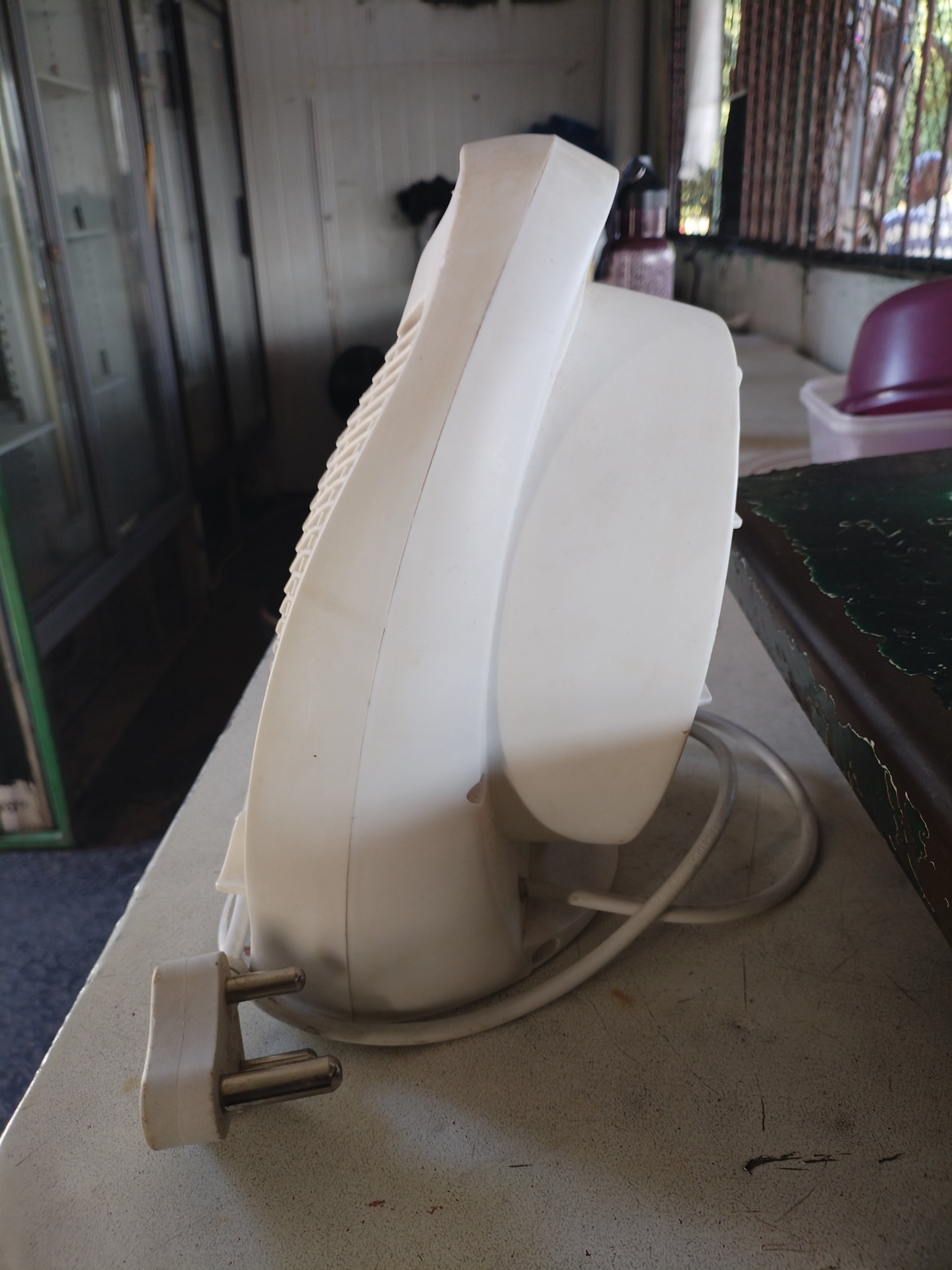 Omega Fan heater