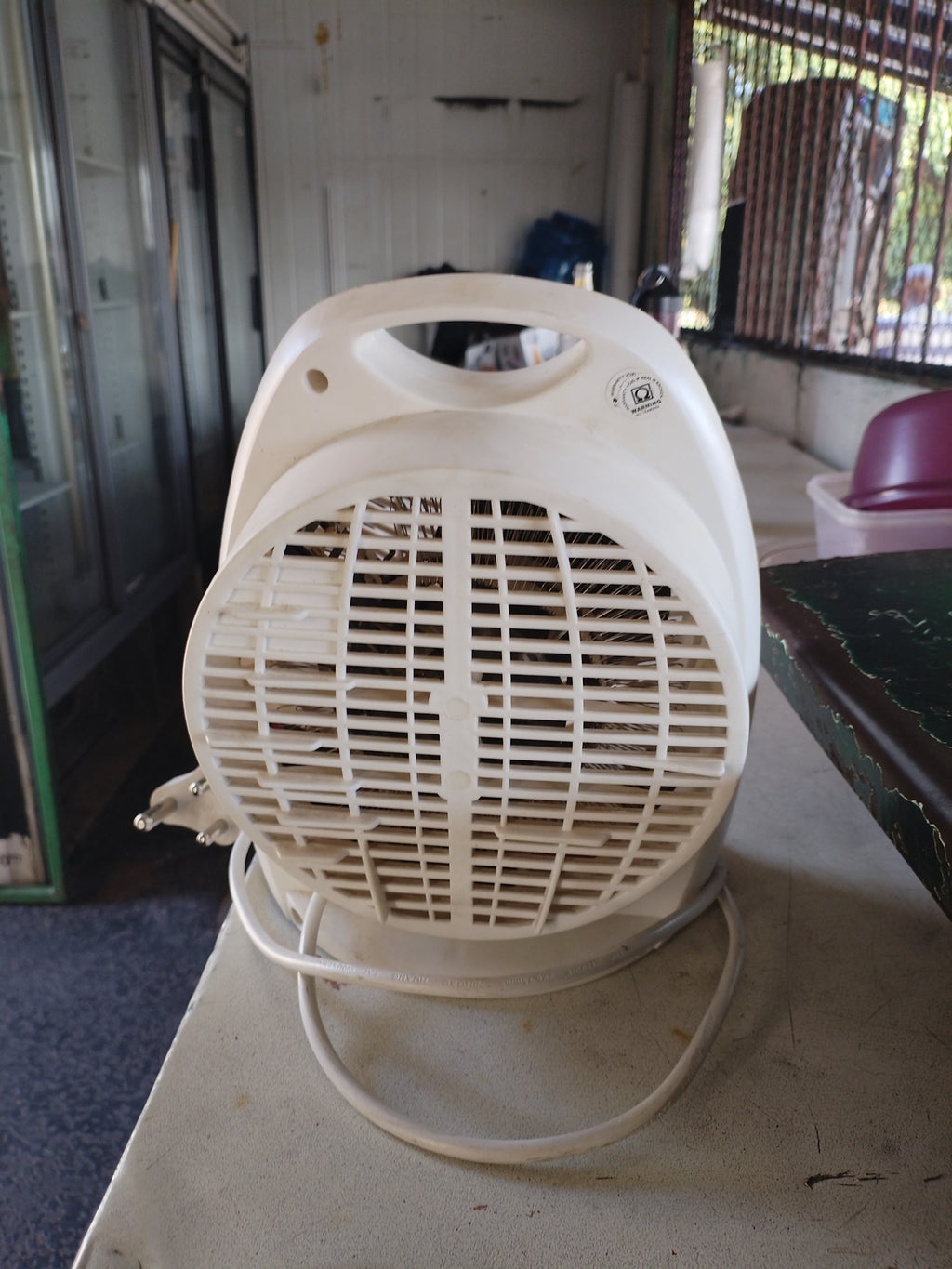 Omega Fan heater